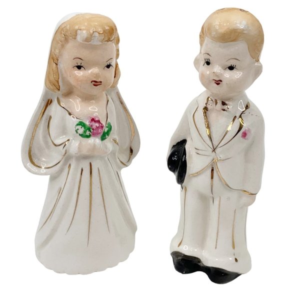 Vintage Salt Pepper Shaker Set Bride Groom Wedding Cake Topper Couple Japan MCM - Picture 1 of 13